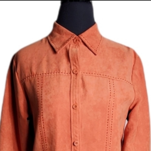 Relativity faux suede button down top size small - Picture 3 of 7